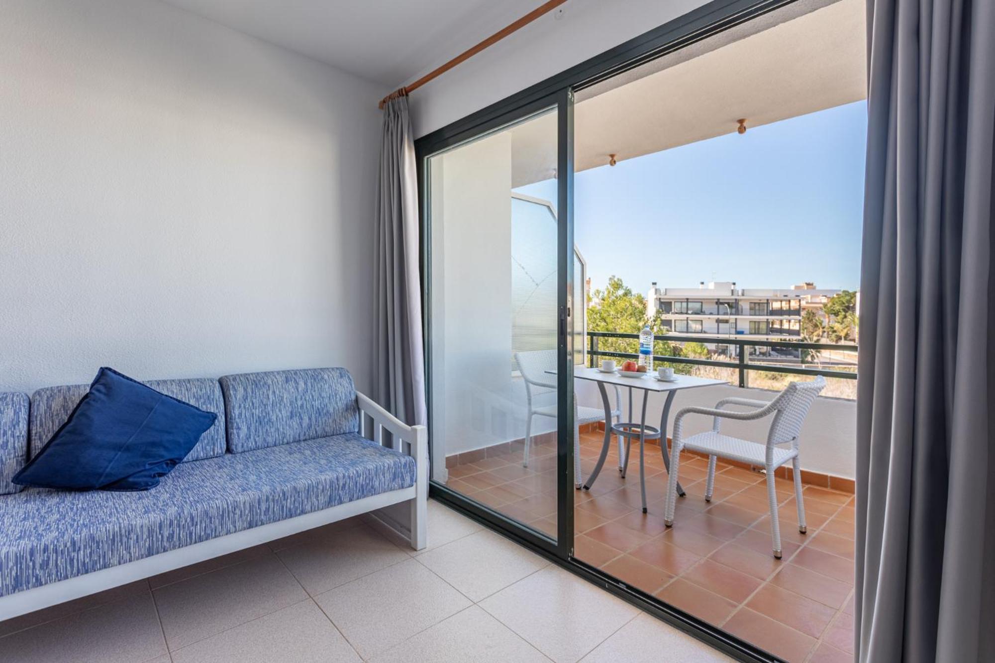 Apartamentos Es Dolc Colonia de Sant Jordi Dış mekan fotoğraf