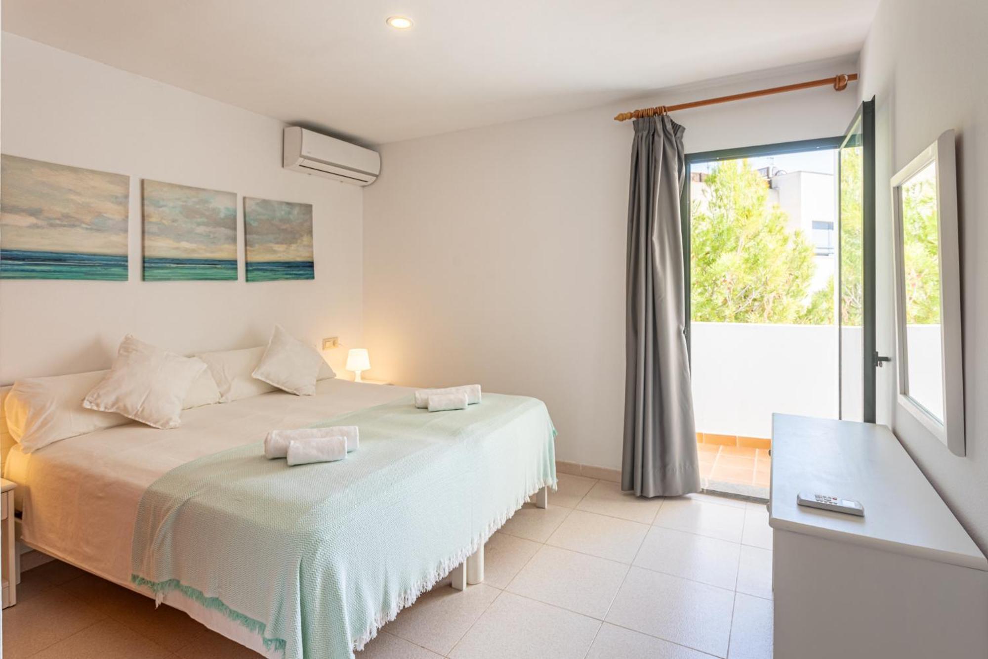 Apartamentos Es Dolc Colonia de Sant Jordi Dış mekan fotoğraf